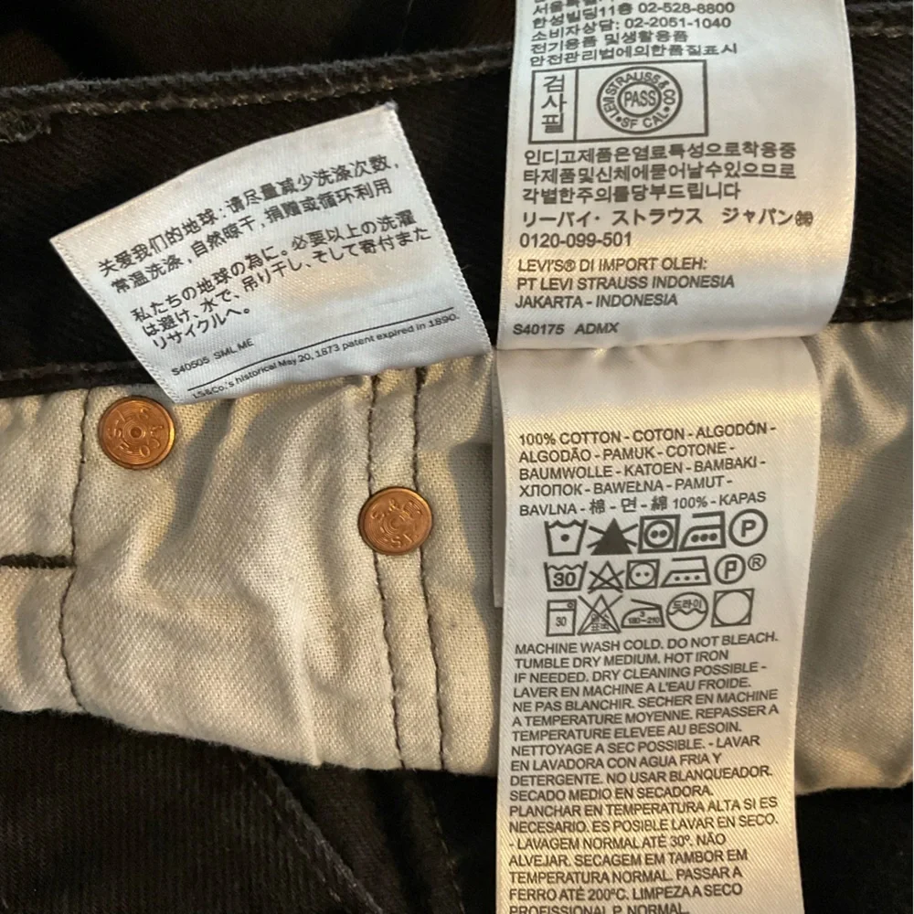 Levi's 501 Jeans